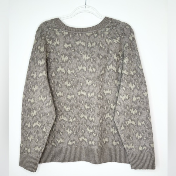 Athleta Hawthorn Textured Crew Sweater Size 1X - Picture 6 of 11